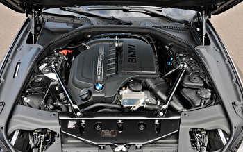0-2013-BMW-6-series-gran-coupe-engine